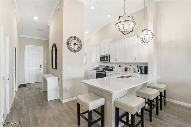 Building Photo - 11851 Venetian Lagoon Dr