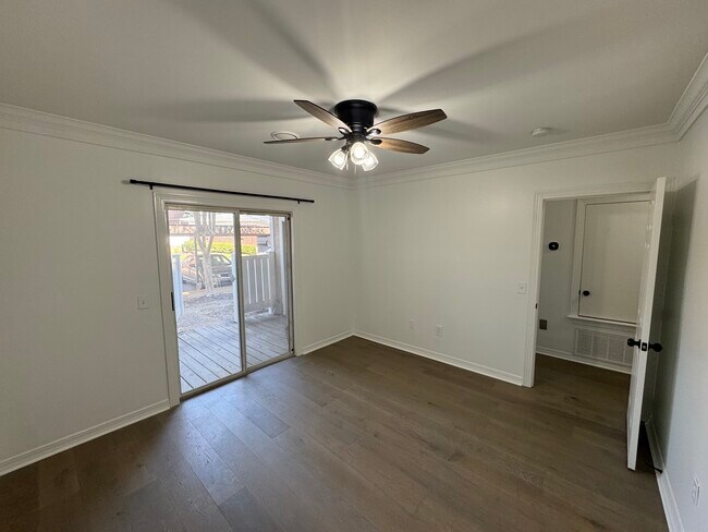 Building Photo - 500 Northpointe Pkwy