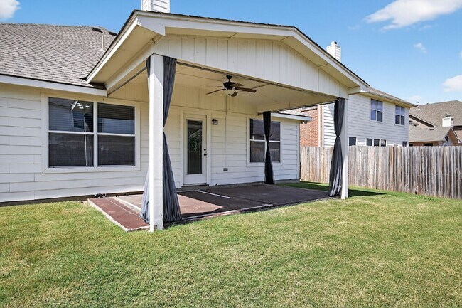 Building Photo - 4353 Mountain Crest Dr
