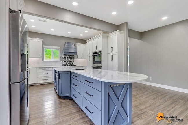 Building Photo - Eagle River Valley Oasis