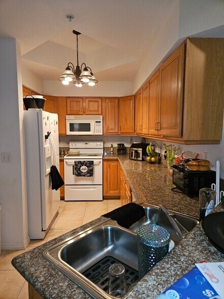 Building Photo - 12515 McGregor Blvd