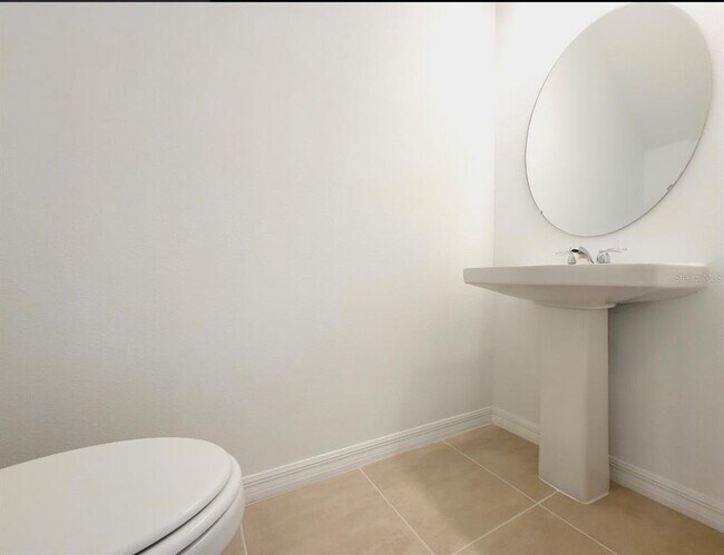 Building Photo - 1811 Roosevelt Pl