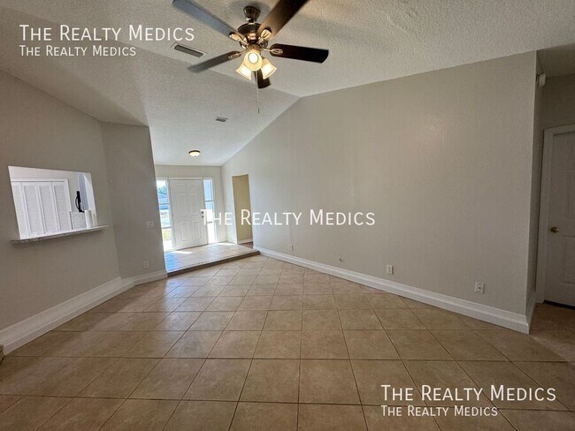 Building Photo - 20515 Macon Pkwy