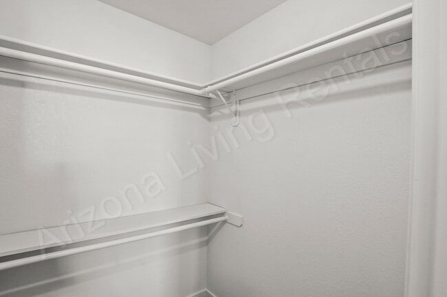 Building Photo - 2699 Smoketree Ave N