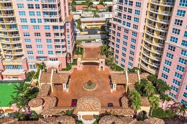 Building Photo - 2100 N Ocean Blvd