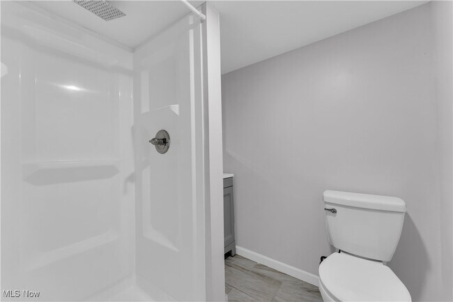 Building Photo - 2703 Hearthstone Rd