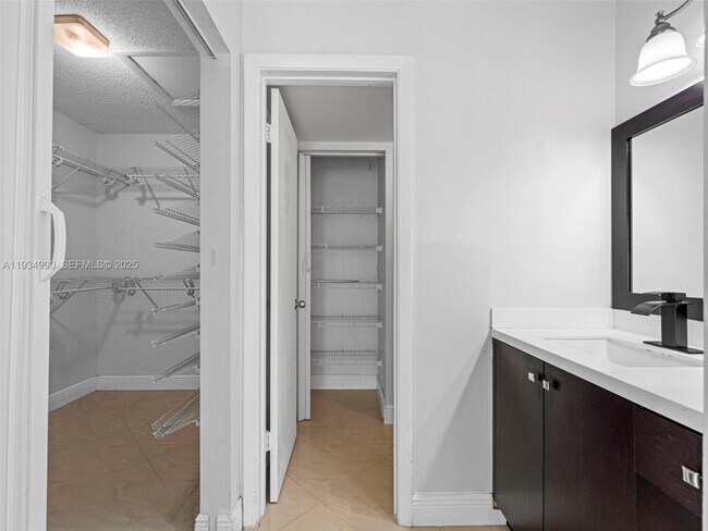 Building Photo - 18870 NW 57th Ave