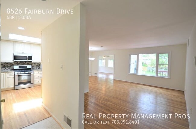 Building Photo - 8526 Fairburn Dr