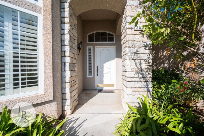 Building Photo - NorthWest Fresno Home, 3BR/2BA, Built 1998...