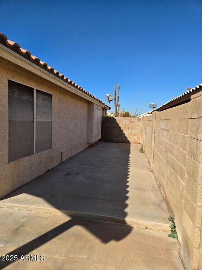 Building Photo - 7931 W Kimberly Way