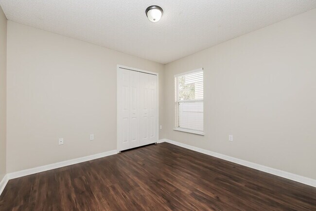 Building Photo - 10303 Frog Pond Dr