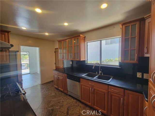 Building Photo - 2511 Florentina Ave