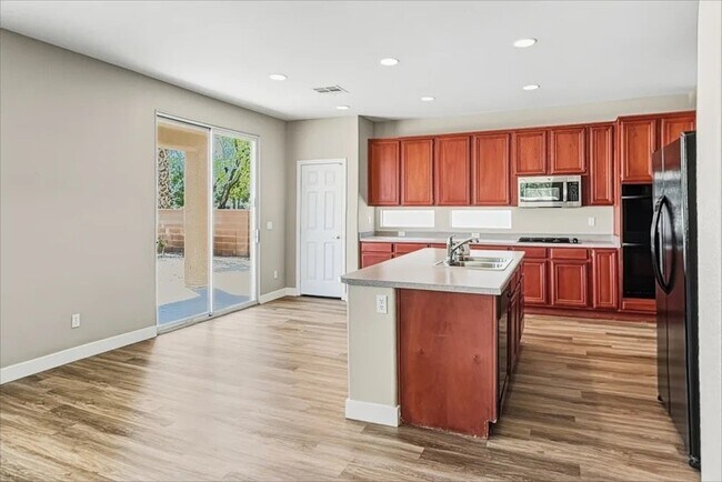 Building Photo - 3326 Chesterbrook Ct