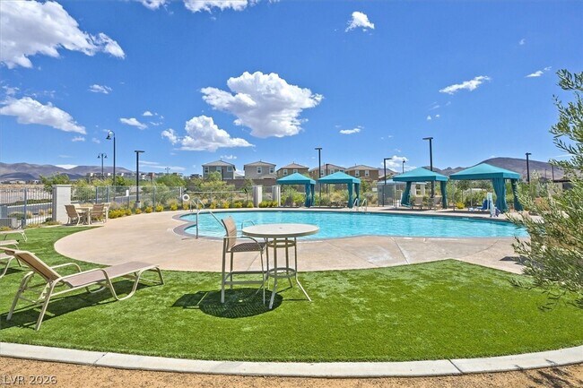 Building Photo - 3367 Stone View Ave