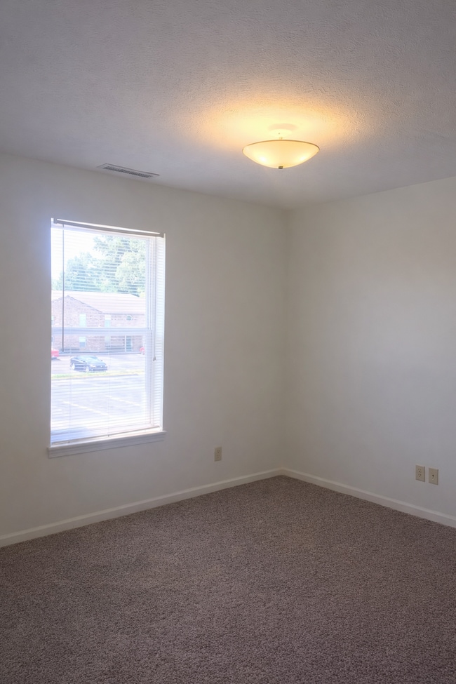 Interior Photo - Barrington West