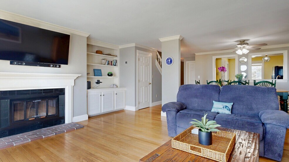 Building Photo - 311 Seaside Ave