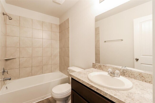 Building Photo - 321 N Meadows Dr