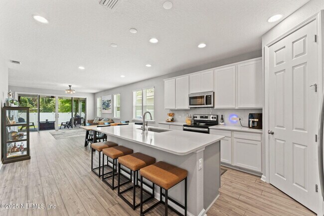 Building Photo - 3430 Traceland Oak Ln