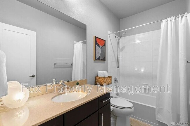 Building Photo - 6771 Raritan Dr