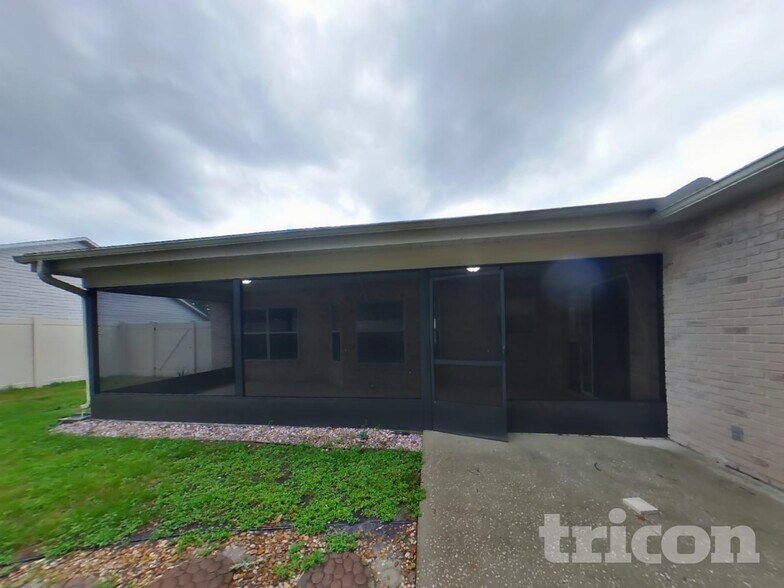Building Photo - 3222 Crestwood Forest Dr