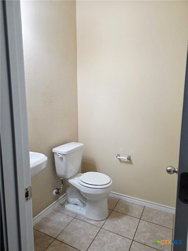 Building Photo - 3311 Rusack Dr