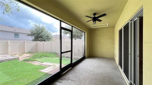 Building Photo - 9017 Alba Ln