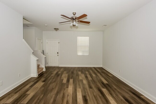 Building Photo - 519 Granby Cir