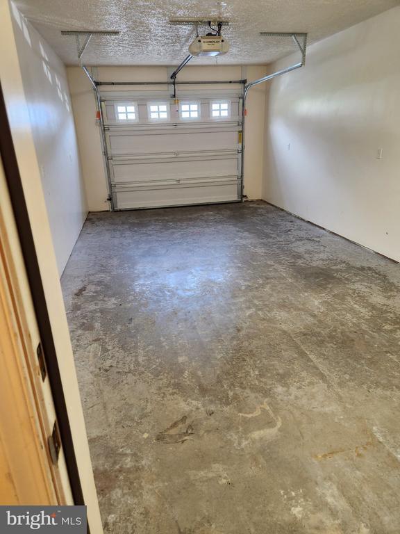 Building Photo - 28 Holler Rd