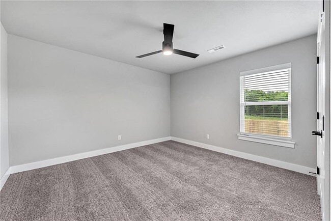 Building Photo - 55 Watson Ln