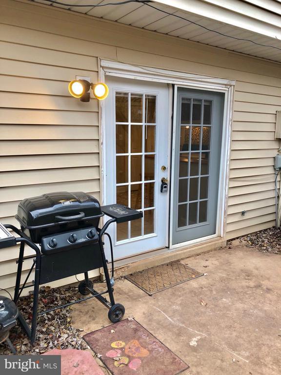 Building Photo - 7839 W Point Ct