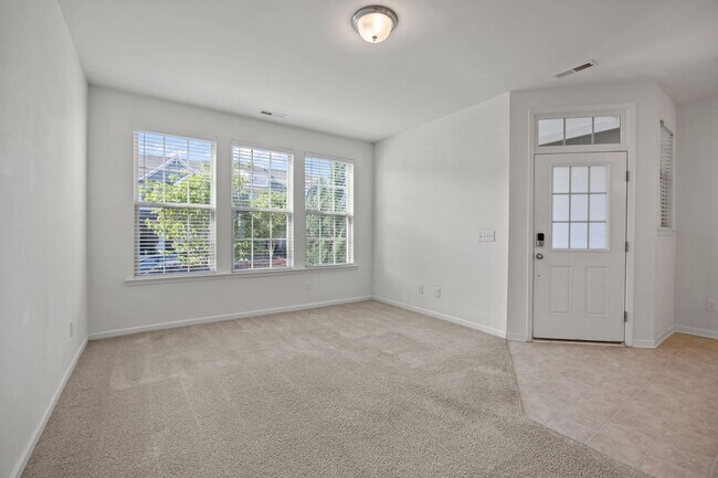 Building Photo - 3-Bedroom Home with Spacious Layout & Private Backyard in Wendell