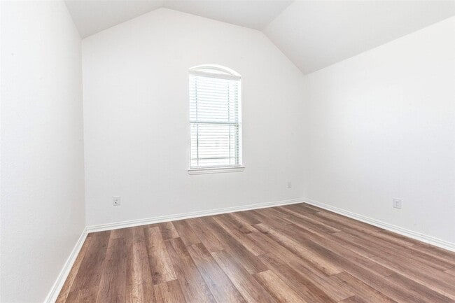 Building Photo - 3094 Camden Park Ln