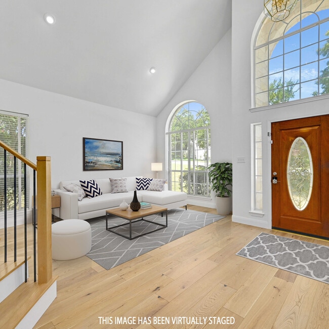 Building Photo - 12309 Pleasant Hill Ct