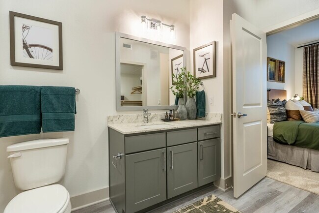 Building Photo - Move-In Special! 8 Weeks Free + $500 Off