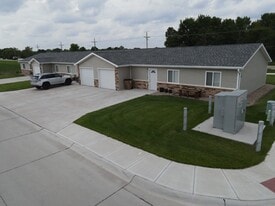 Building Photo - 109 Makayla Ave