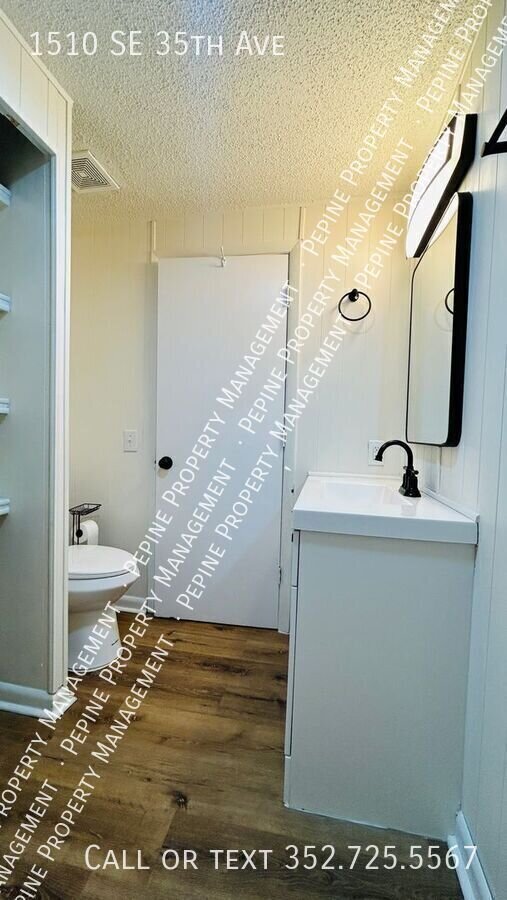 Building Photo - 1510 SE 35th Ave