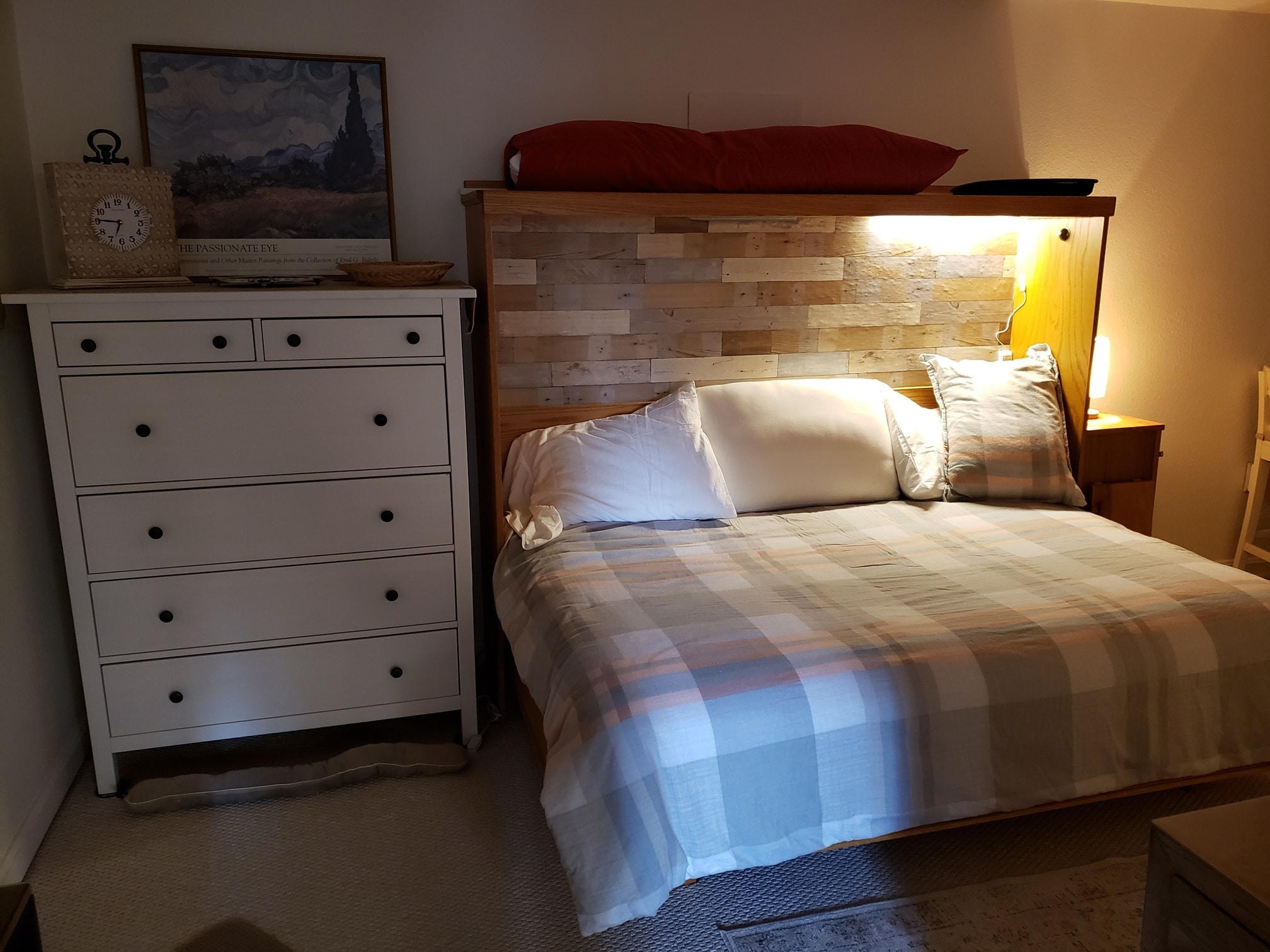 Quiet sleeping space - 4633 Clark Pl NW