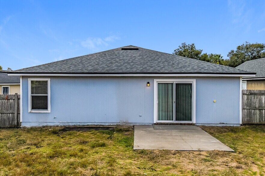 Building Photo - 9159 Upstream Ct