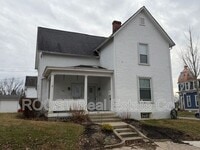 Building Photo - 22 Willis Ave