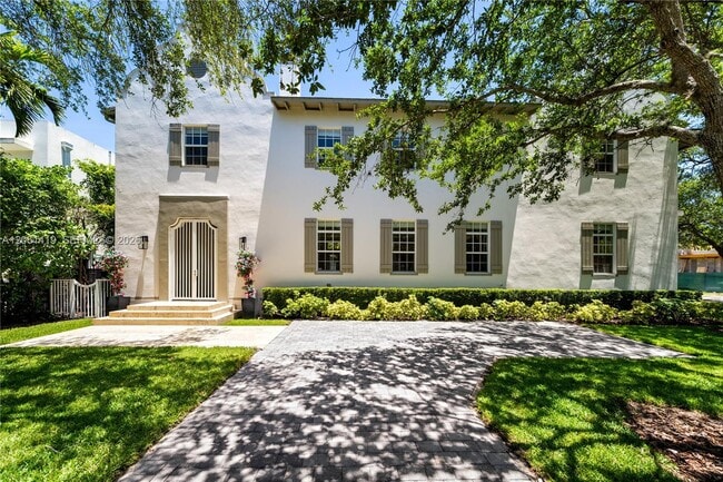 Building Photo - 7745 SW 54th Ave
