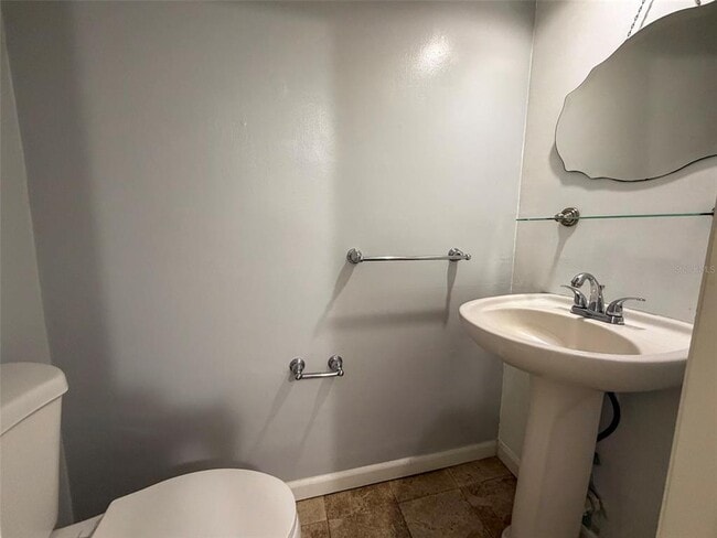 Building Photo - 2201 SW 39 Dr