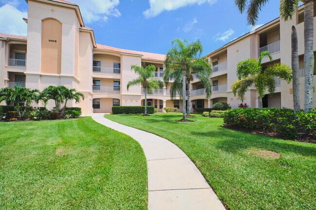 Building Photo - 9190 Southmont Cove