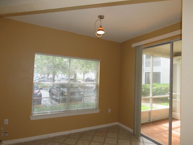 Building Photo - Orlando Park Central Gated Resort Style Co...