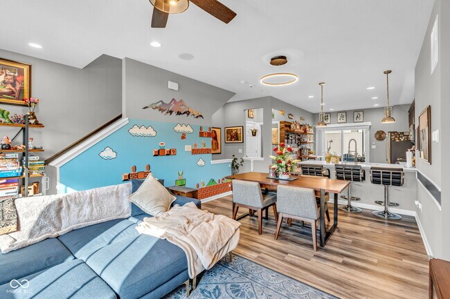 Building Photo - 315 Steeples Blvd