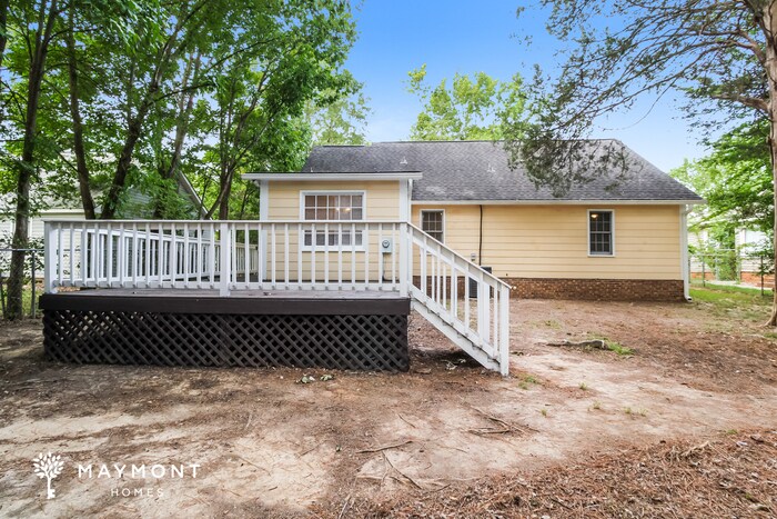 Building Photo - 1411 Chadford Rd