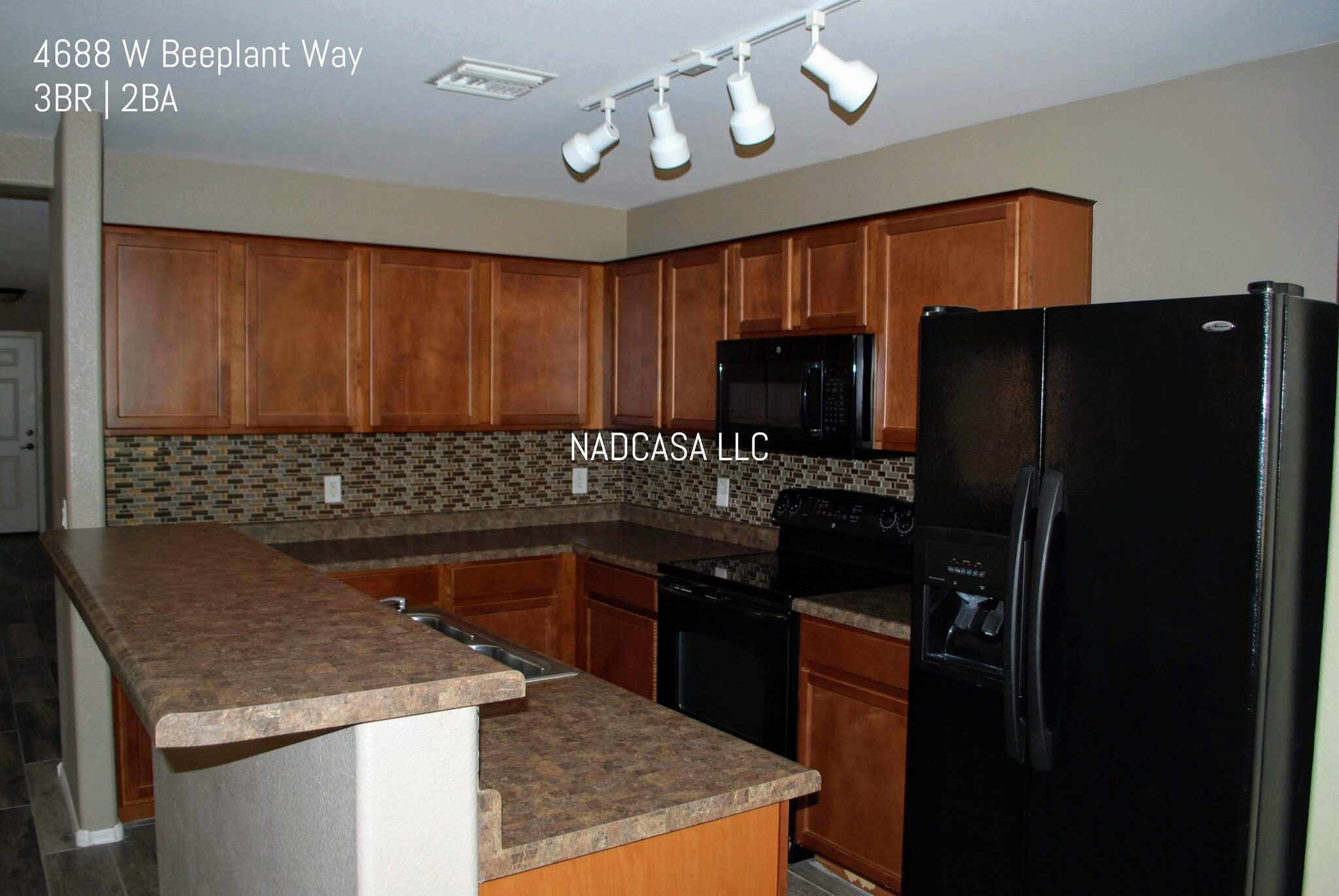 Building Photo - 4688 W Beeplant Way