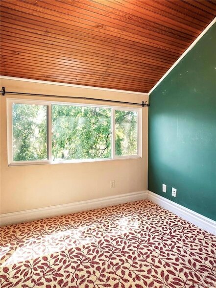 Building Photo - 840 Emerson St