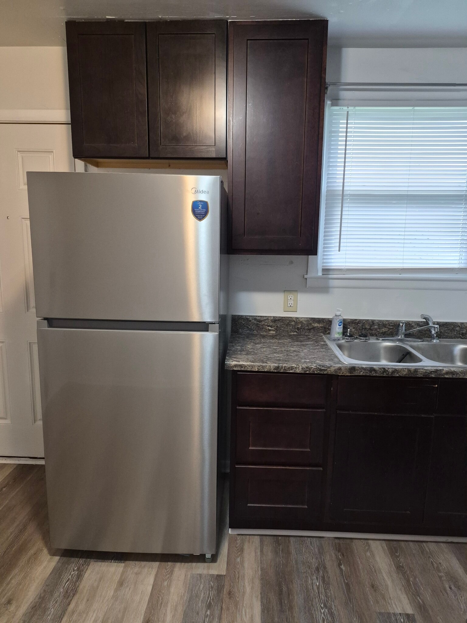 Building Photo - 1717 24th Ave N