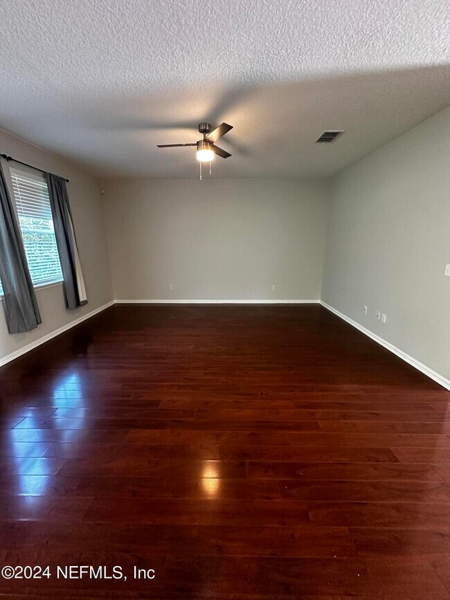 Building Photo - 12212 Angleterre Dr