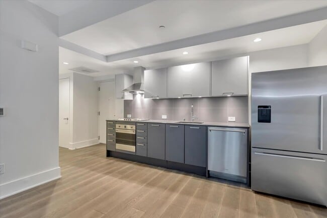 Building Photo - 1075 Market St